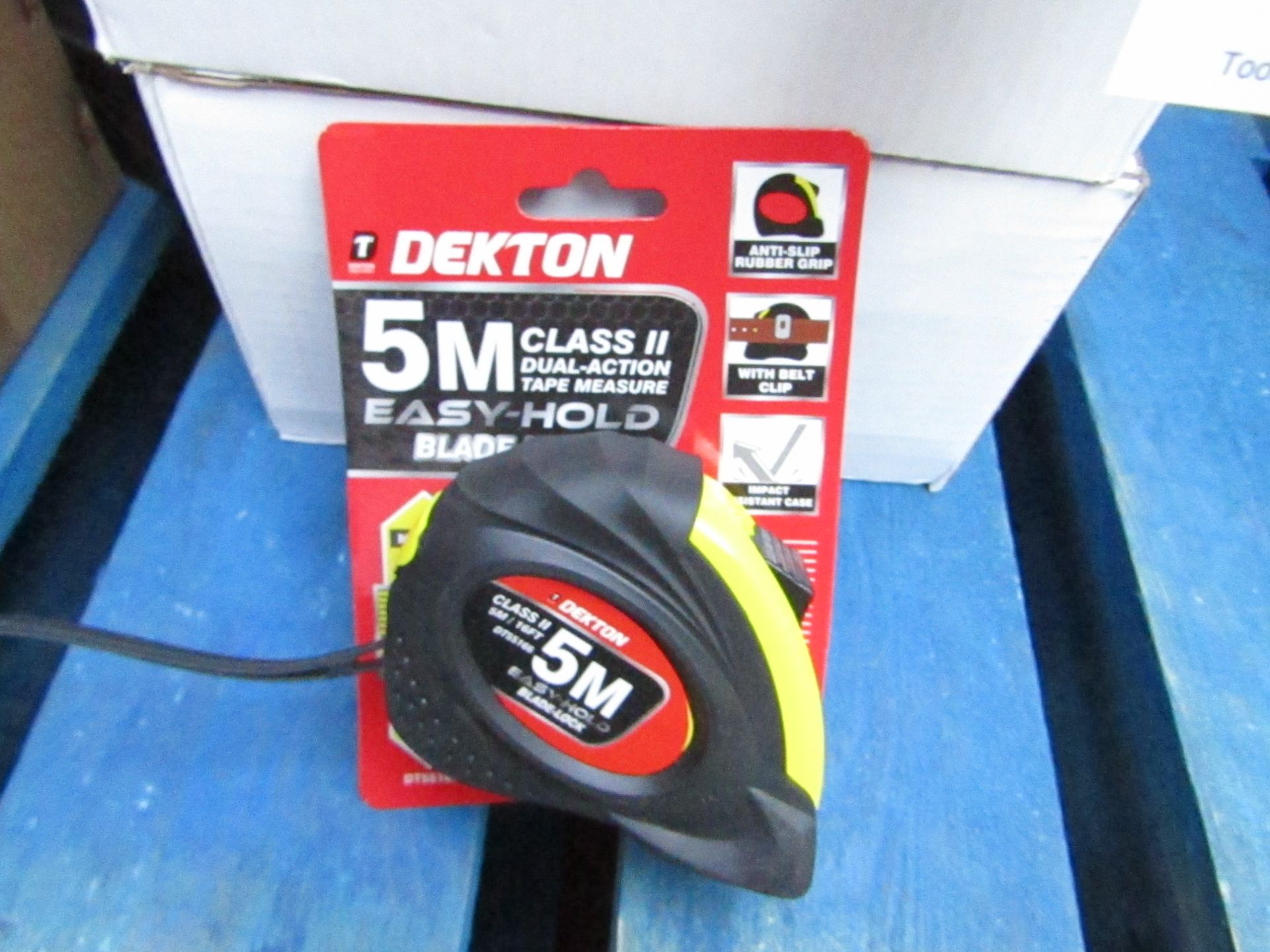 Dekton 5Mtr Tape measure, new