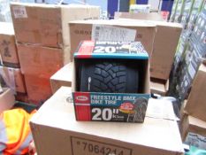 a Box of 2x Bell free style replacement BMX Tyres, new, please note these are picked at random and