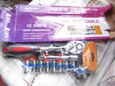 MLG Tools 12 piece socket set, new in carry case.