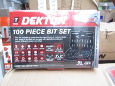 Dektopn 100 piece Bit set, new in carry case