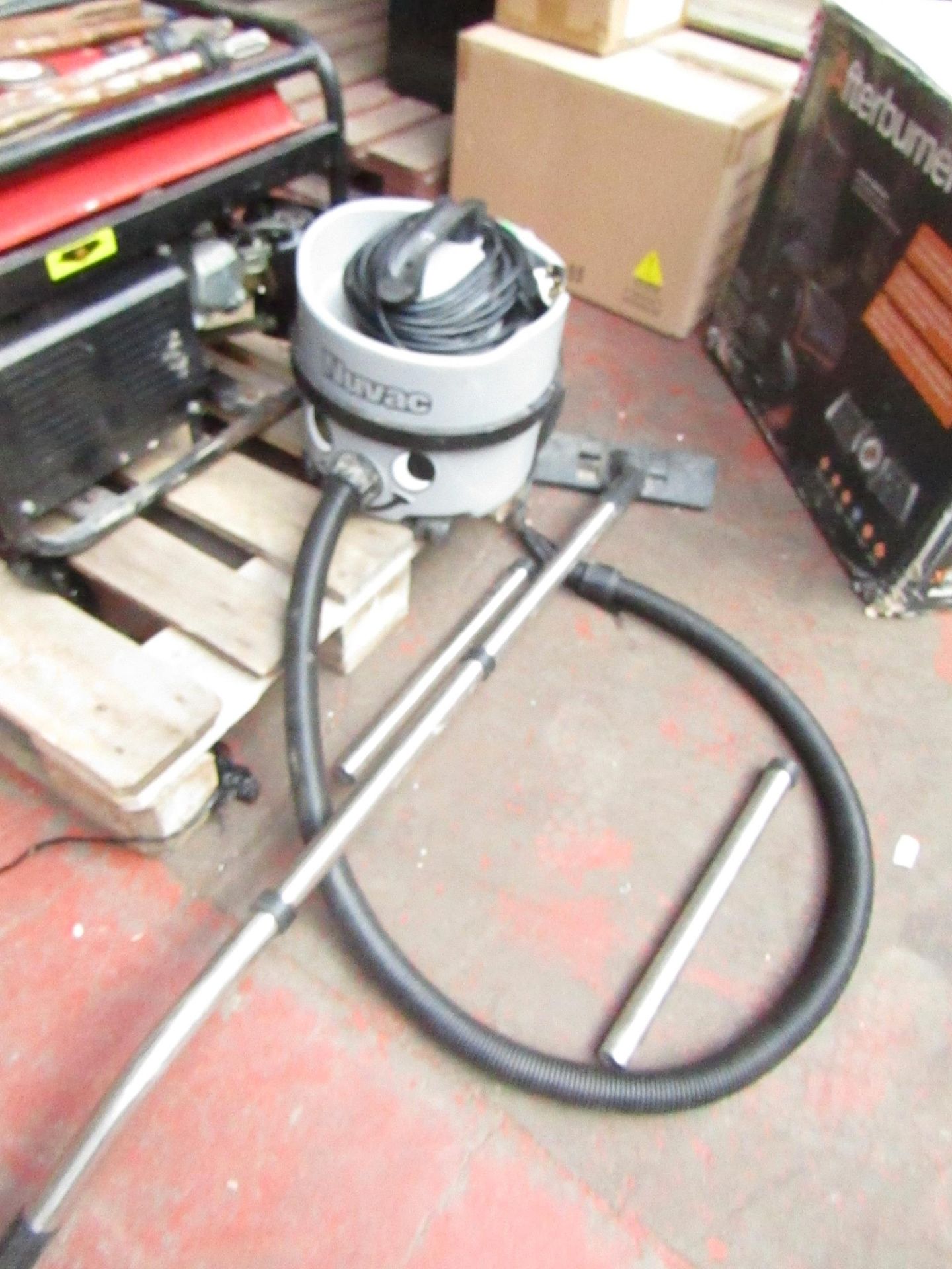 Numatic VNP-180 11 commerical vacuum cleanerr, tested working