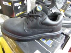 Tuffking safety steel toe-cap shoes, size 6, new and boxed.