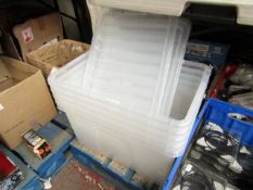 5x Clear storage tubs with lids, few have damage.