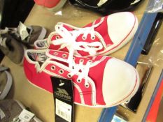 Trespass Ladies Pink & White Canvas Shoes size 5 new with tag