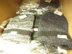 4 x 3M Thinsulate Fleece Lined Knitted Hats new with tags (see image for design)