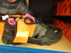 Owndays Traxion Sport Trainer size 37 new & boxed (see image for design)