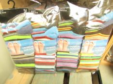 12 X Pairs of Mens Design Socks size 6-11 new in packaging (see image for design)