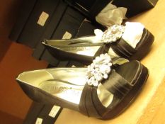 Ruby Prom Black Platform High Heel Shoes with Embelishments size 8 new (see image for design)