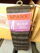 3 x Spanx by Sara Blackely Well Heeled Vintage stripe Sweater Knee Socks one size RRP £5 each on