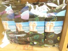 12 X Pairs of Mens Design Socks size 6-11 new in packaging (see image for design)