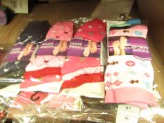 12 X Pairs of Ladies Design Socks size 4-7 new in packaging (see image for design)