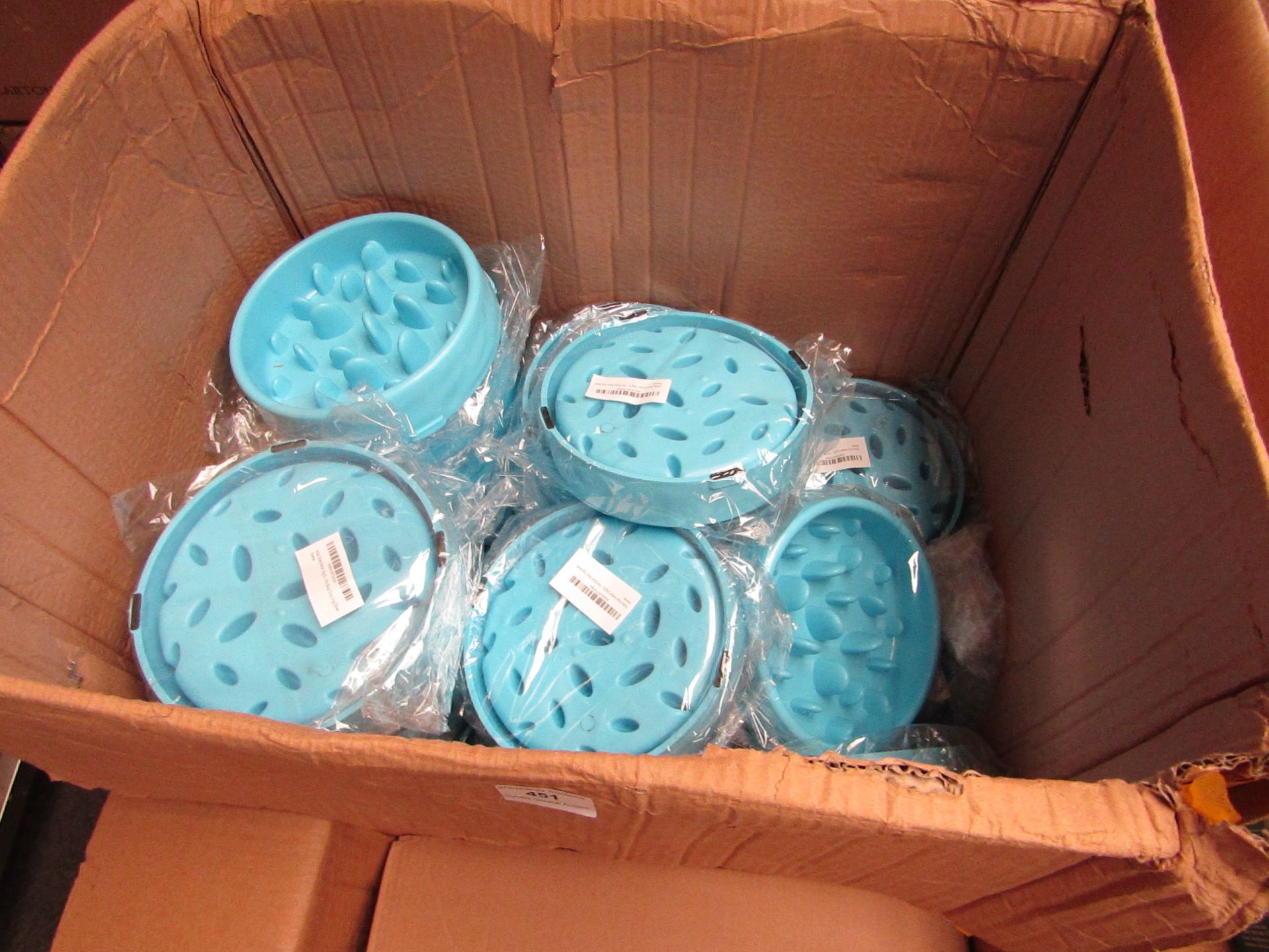 Approx20x Blue pet bowls, all new.