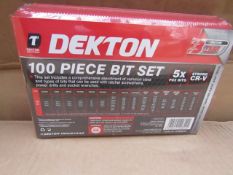 Dektopn 100 piece Bit set, new in carry case