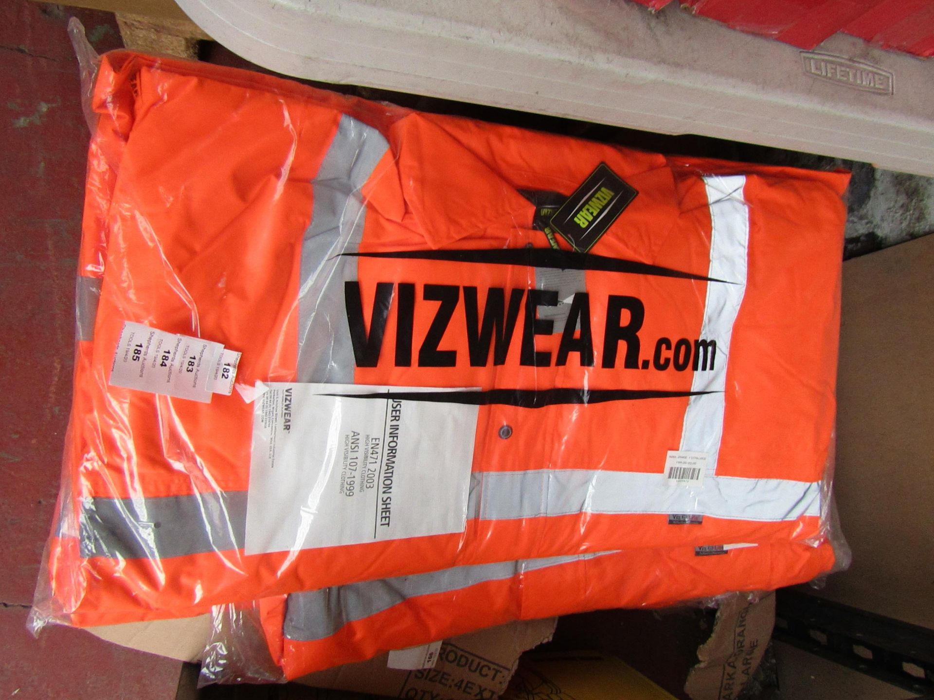 Vizwear hi vis jacket, size 4XL, new and packaged.