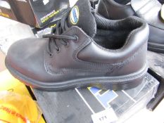 Tuffking safety steel toe-cap shoes, size 6, new and boxed.