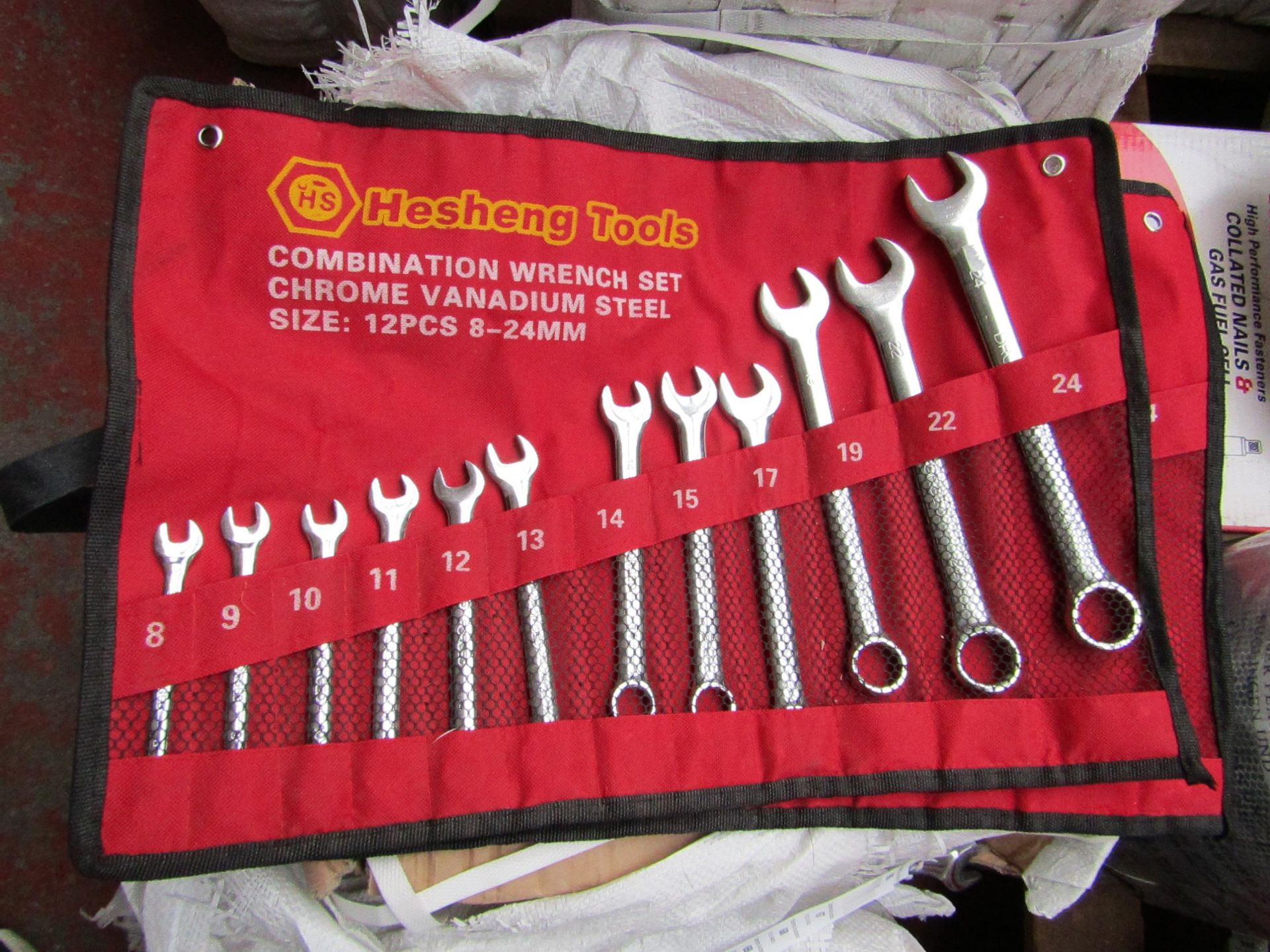 Heshang Tools 12 Piece chrome vanadium steel combination spanner set, new in carry roll.