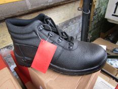 Centek Black Steel Toe Cap Boot size 8 new & boxed