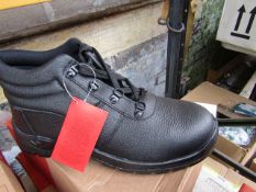 Centek Black Steel Toe Cap Boot size 10 new & boxed