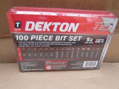 Dektopn 100 piece Bit set, new in carry case