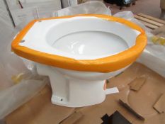 Zoom By Roca High/Low Level toilet pan. New