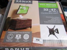 SANUS Vuepoint - Full -Motion TV Wall Mount (32/47") - Unchecked & Boxed.