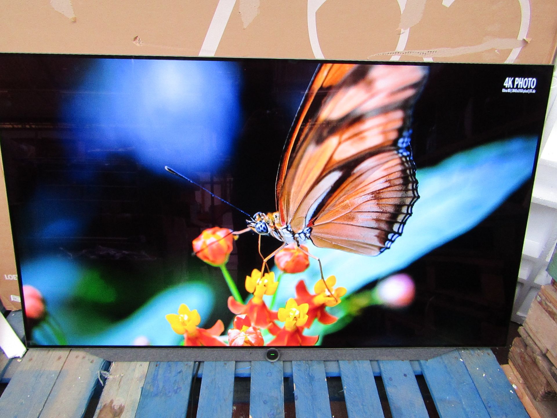 LOWERED STARTING BID! Loewe Bild 7.65 65" OLED 4K Ultra HD Premium Smart TV with 1TB PVR built in, - Image 5 of 8