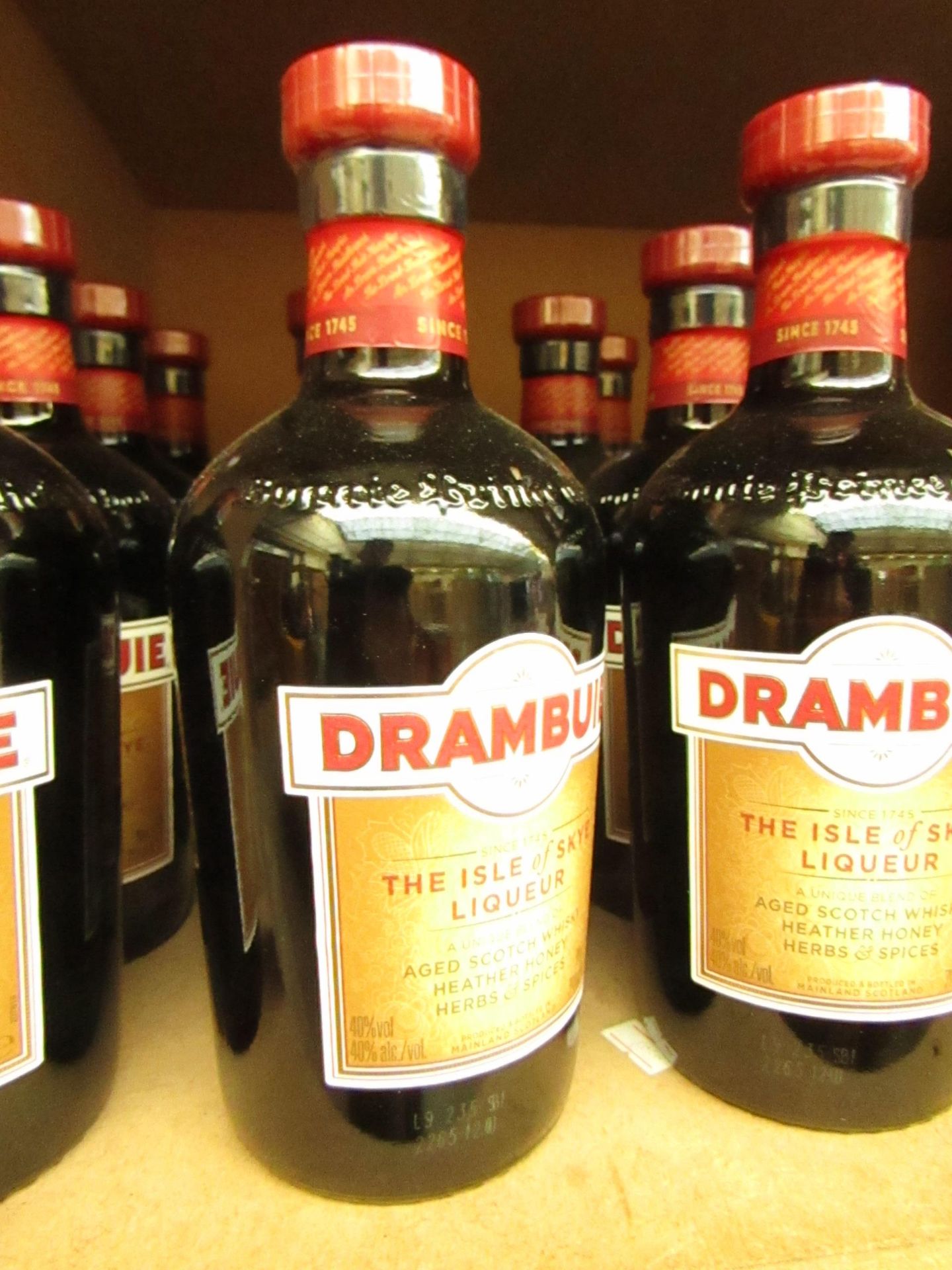 Dramuie Isle of Skye Liqueur 700ml 40%, new.