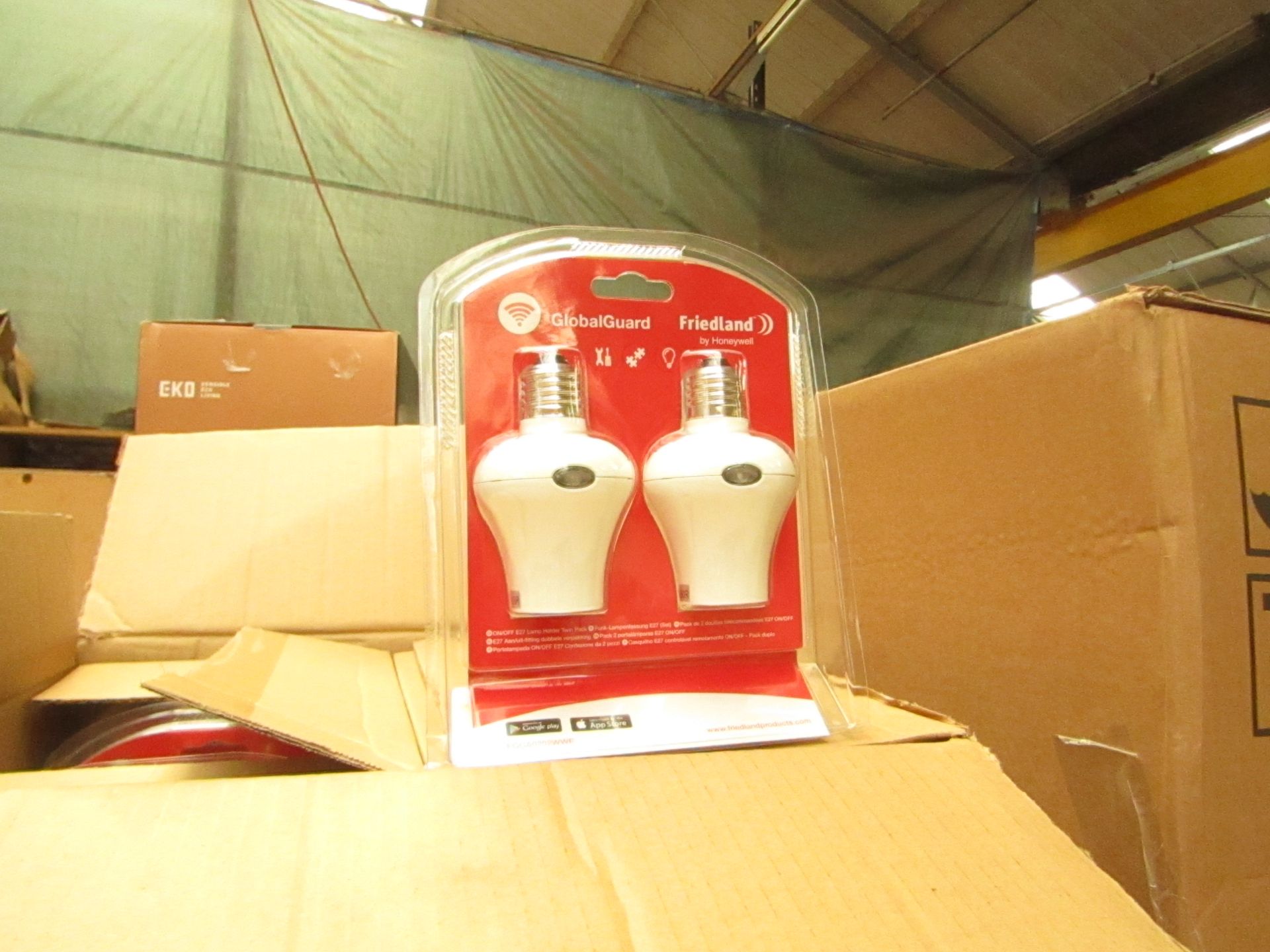 5x Honeywell WiFi screw bulbs. New and packaged.