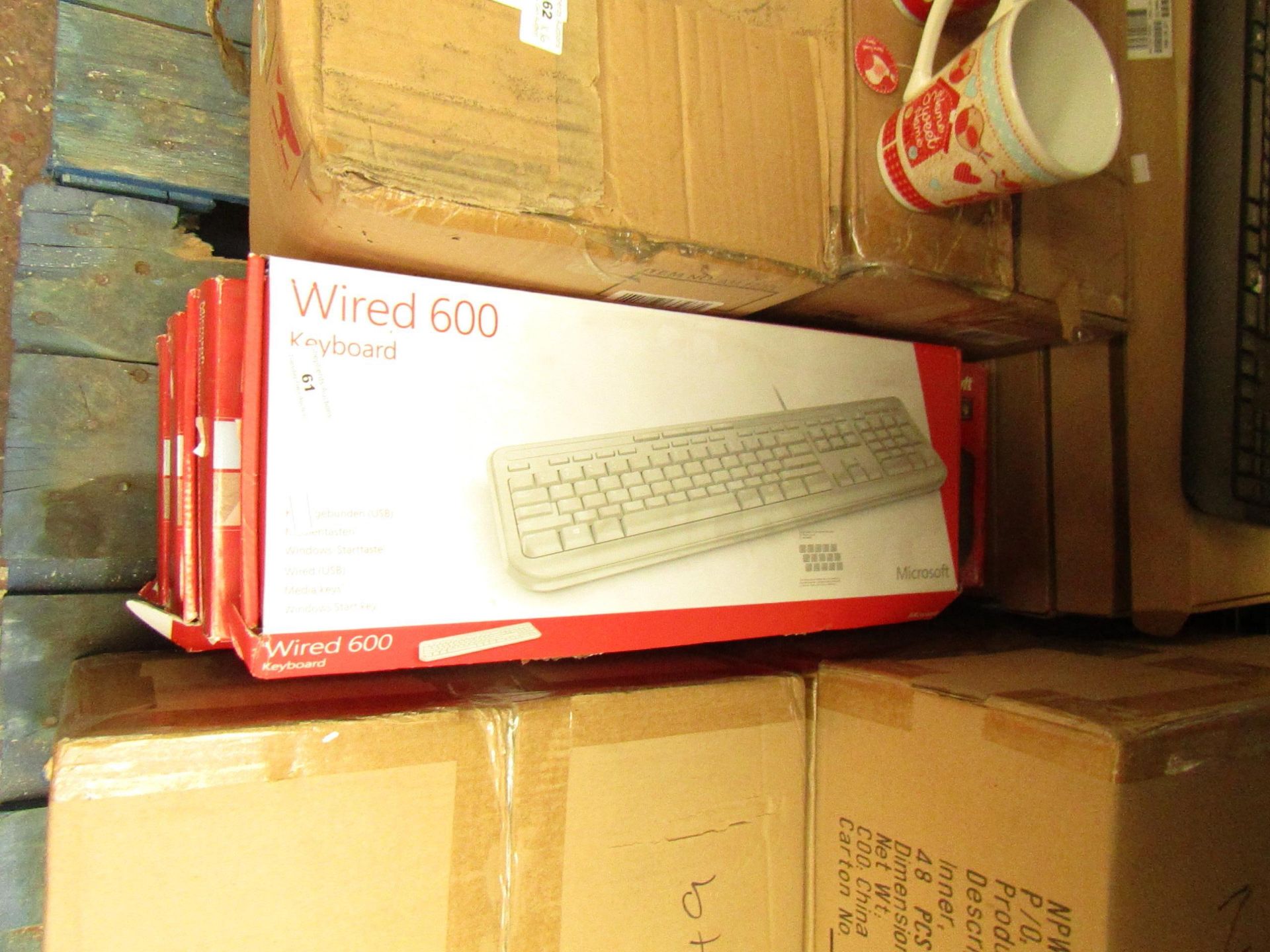 6x Microsoft - Wired 600 Keyboards - All Untested & Boxed.