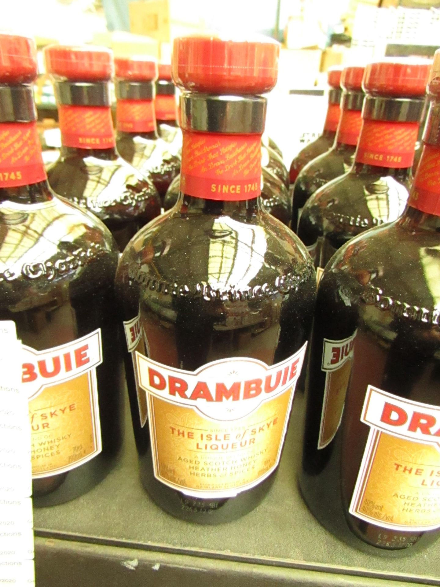 700ml 40% Brambuie The Isle of Skye Liqueur, new.