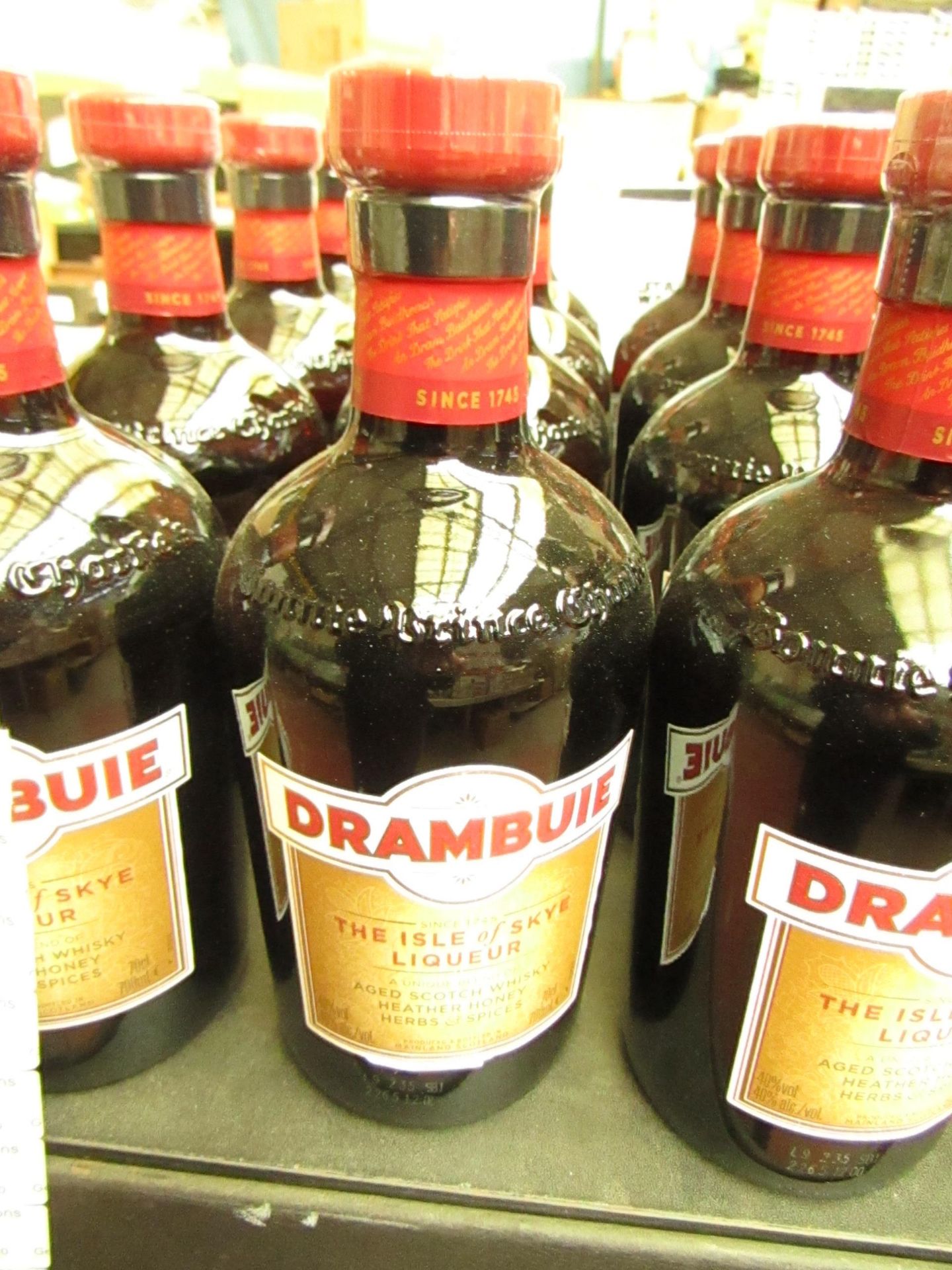 700ml 40% Brambuie The Isle of Skye Liqueur, new.