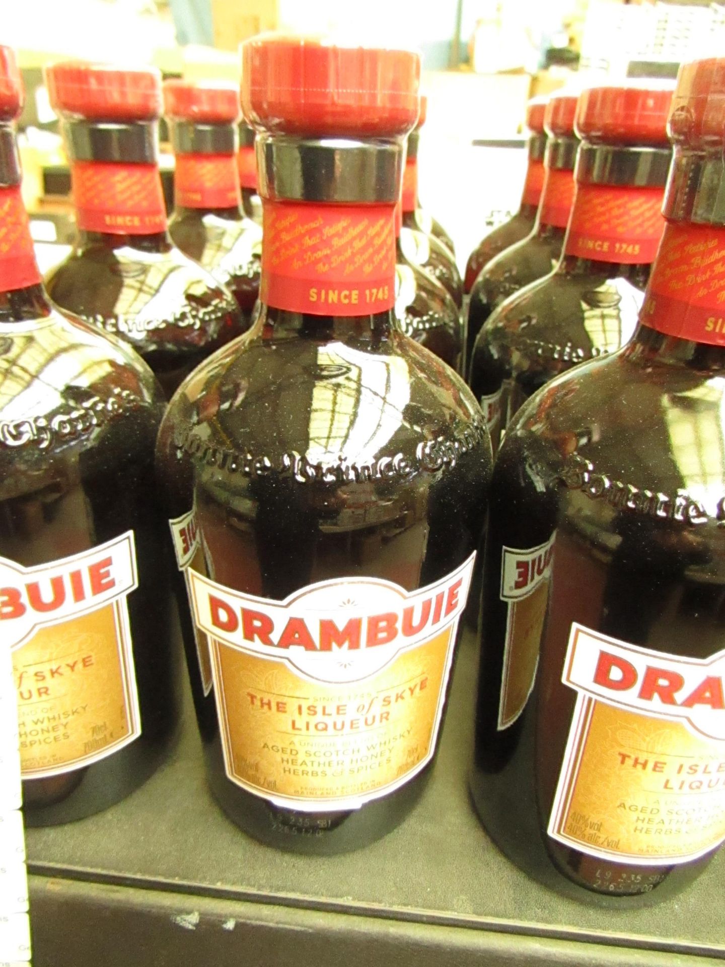 700ml 40% Brambuie The Isle of Skye Liqueur, new.