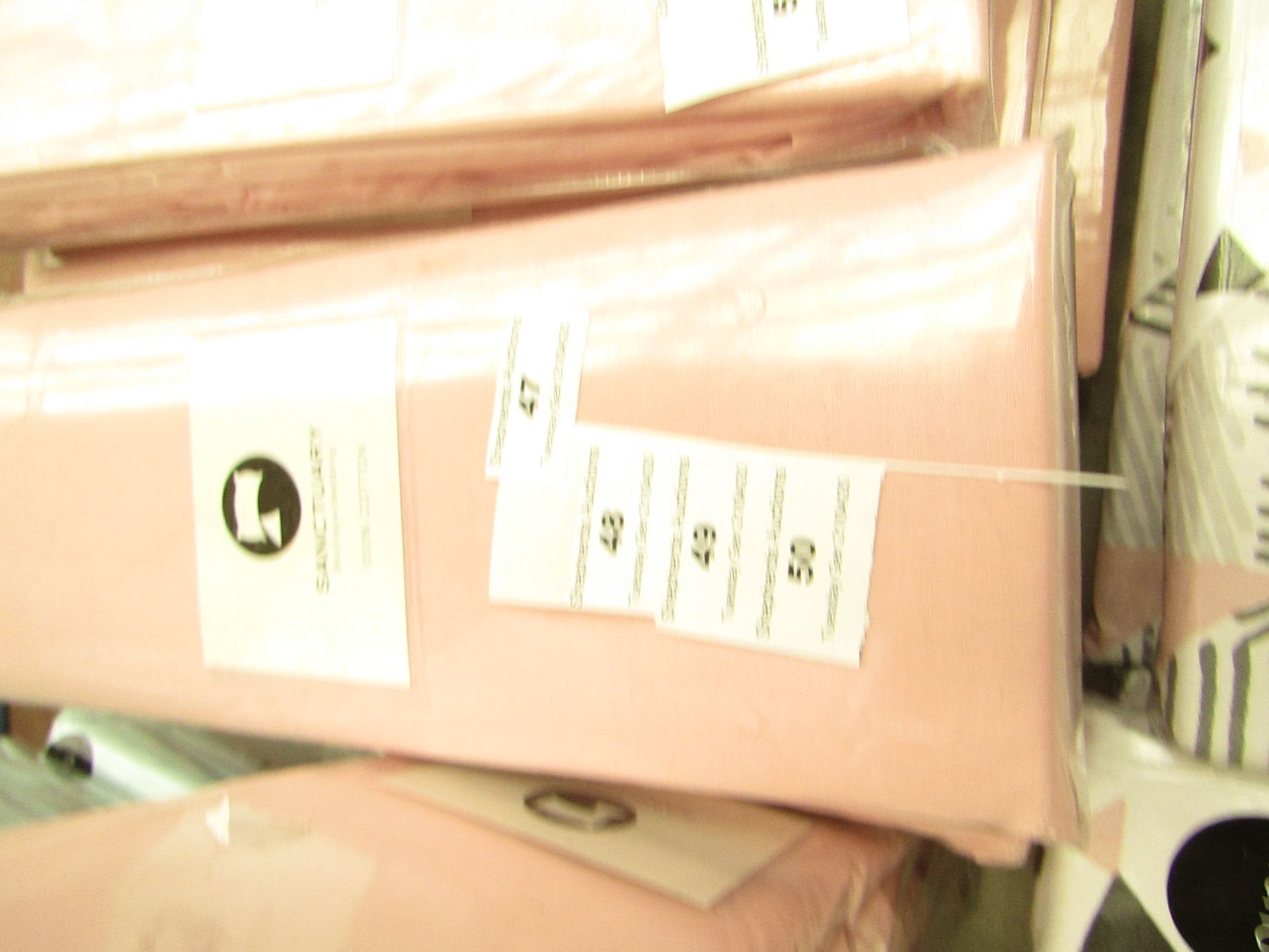 Sanctuary Boutique Bedding 100% Cotton - Double - Blush Fitted Sheet - New & Packaged.