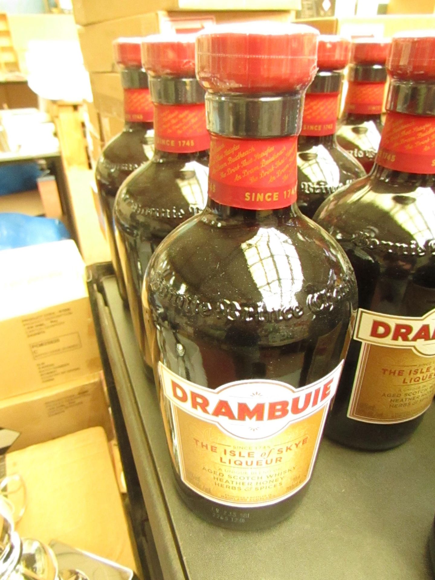1 x Drambuie Whiskey Liqueur 70cl new