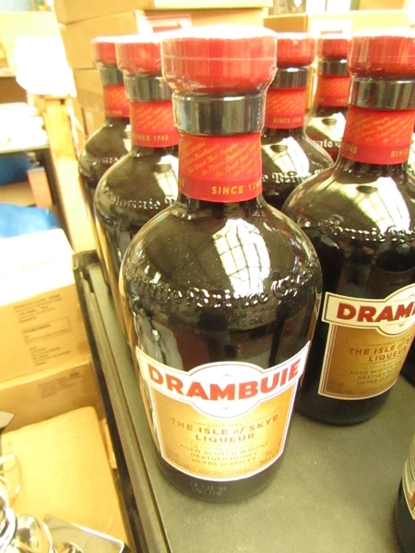 1 x Drambuie Whiskey Liqueur 70cl new