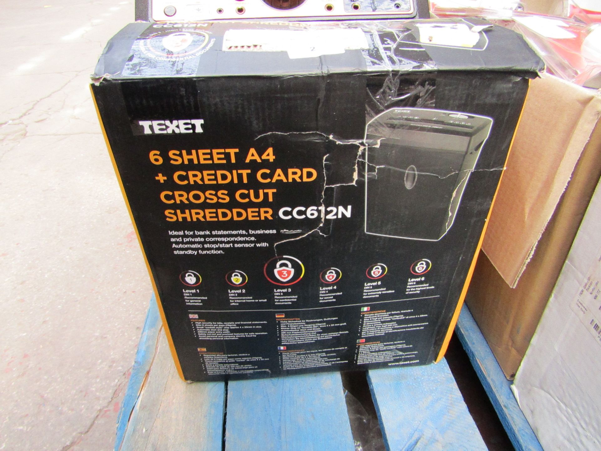 Texet - 6 Sheet A4 + Credit Card Crosscut Shredder ( CC612N ) - Untested & Boxed.