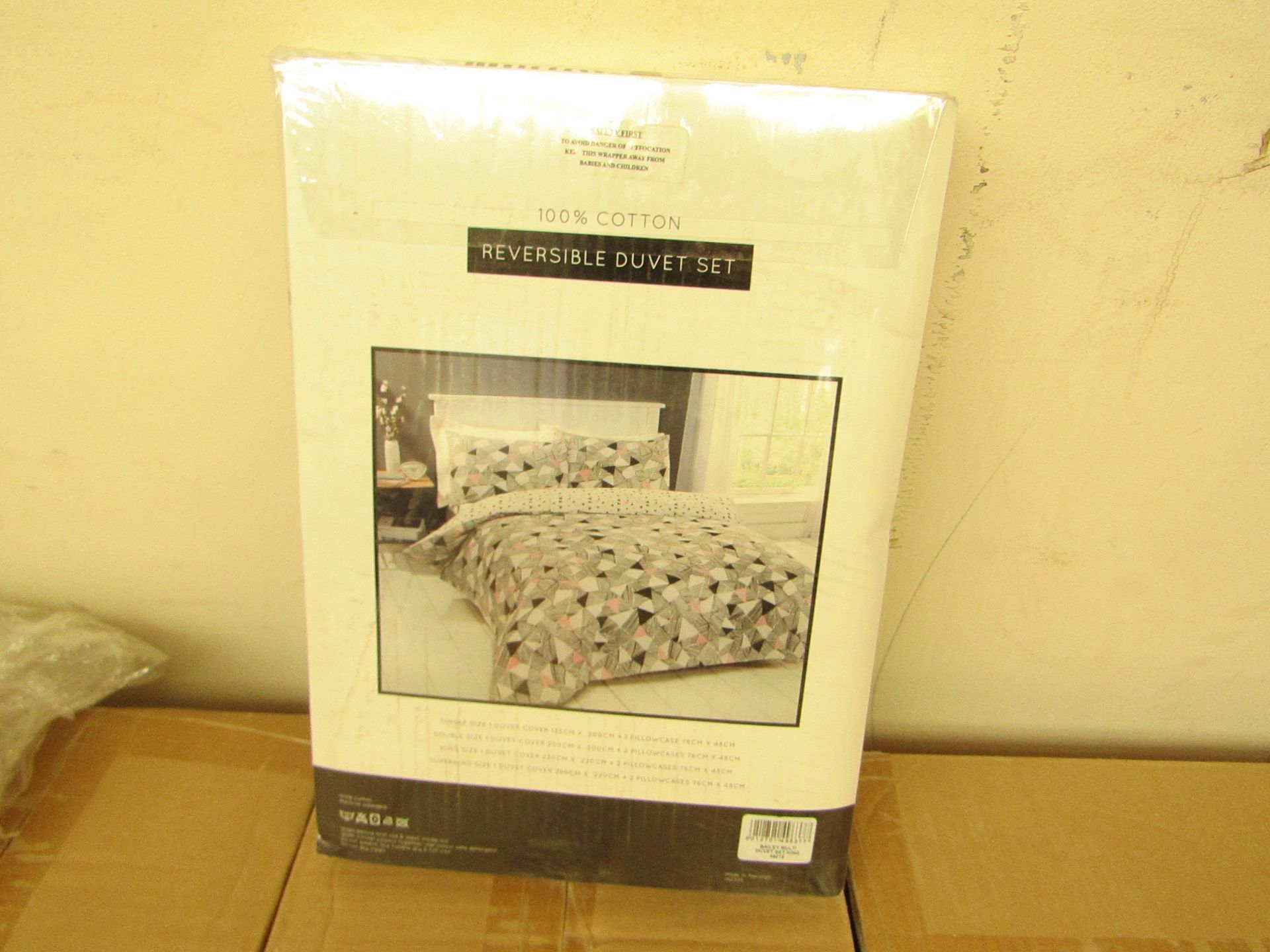 Sanctuary Bailey Multi Coloured Duvet Set Kingsize, includes duvet cover nad 2 matching pillow