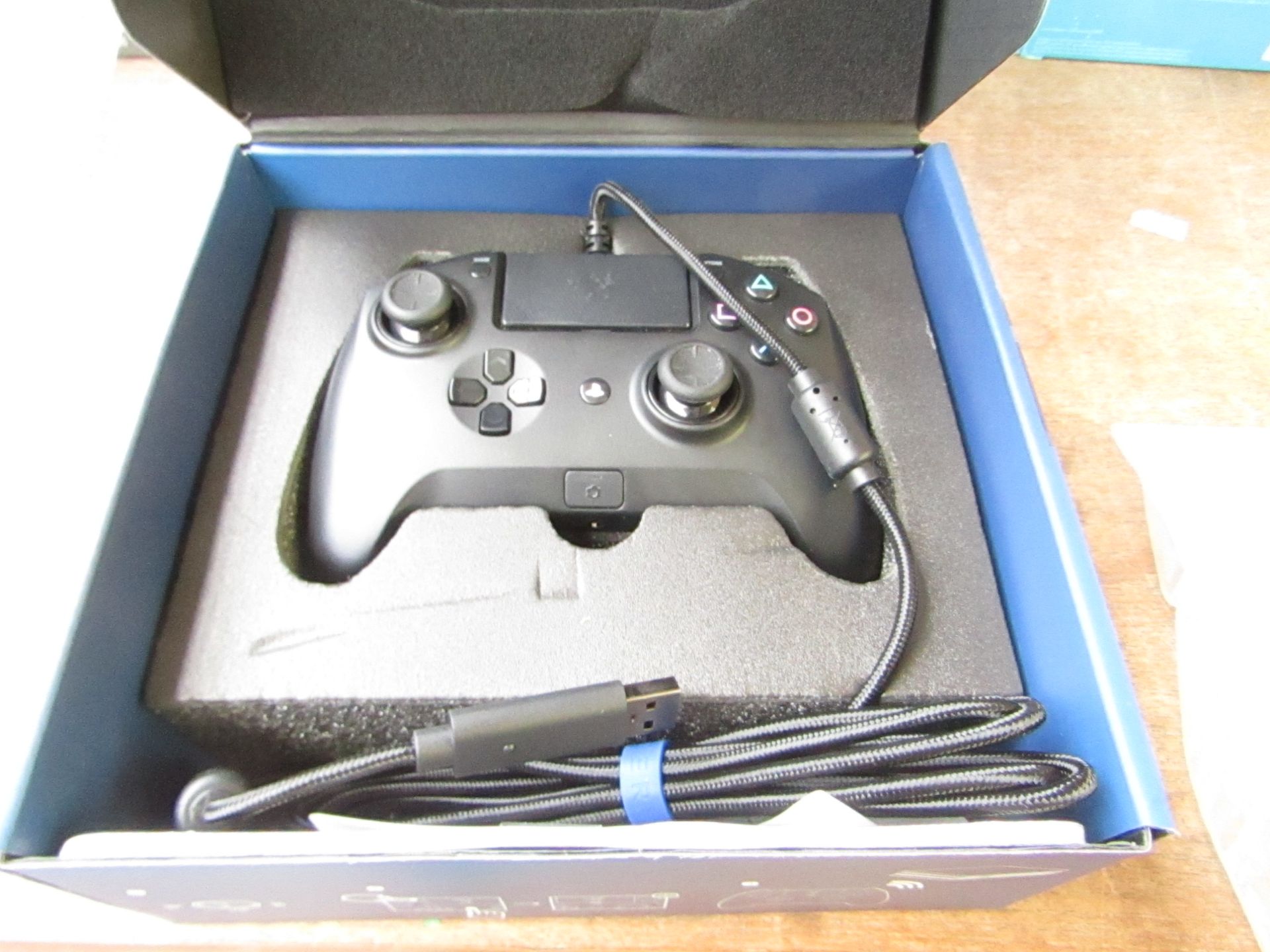 Razer Raiju - Tournament Edition for PS4 - Untested Powers On & Boxed. RRP CIRCA £145.00.