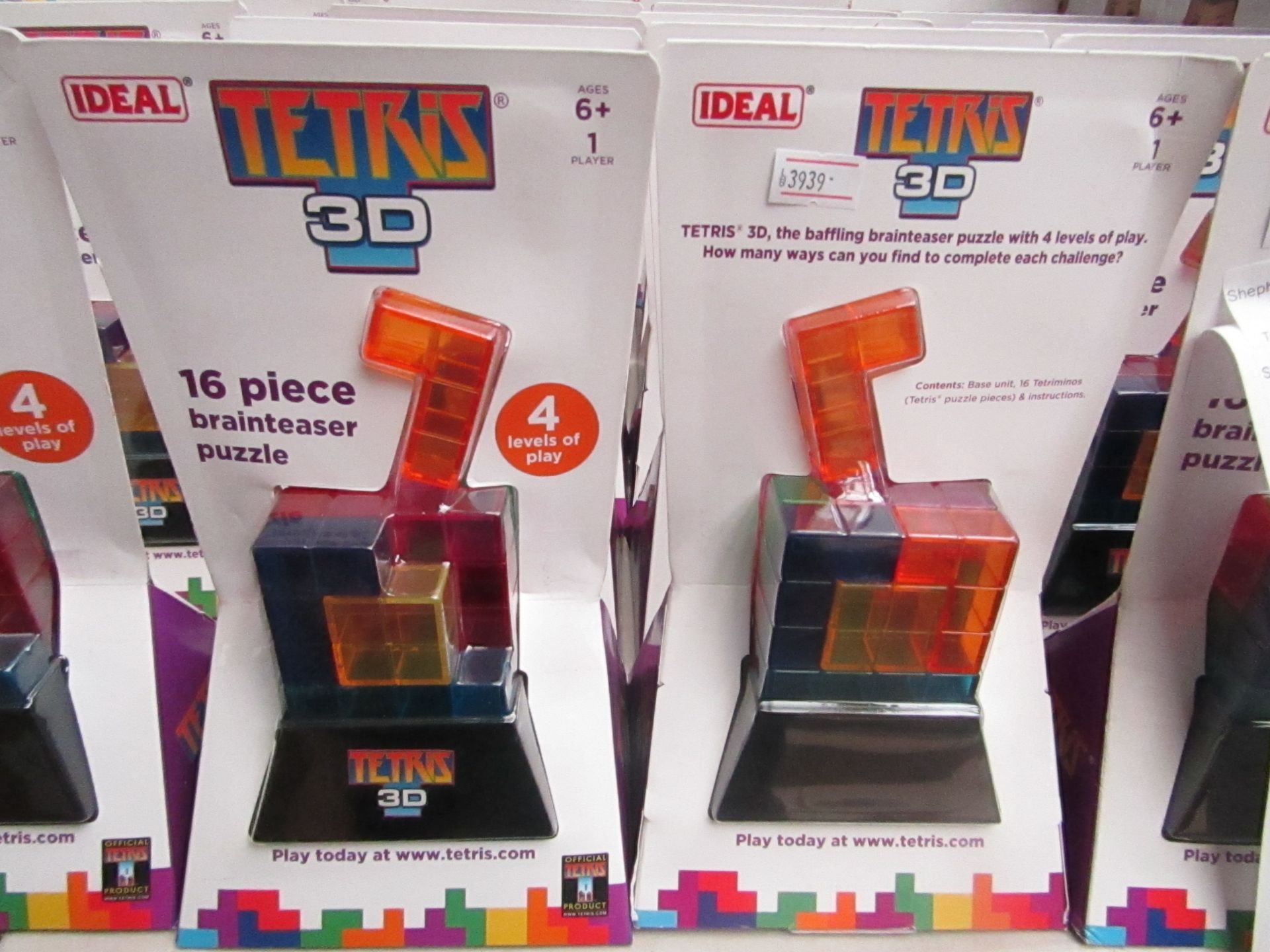 IDEAL - Tetris 3D - 16 Piece Brainteaser Puzzle - New & Packaged.