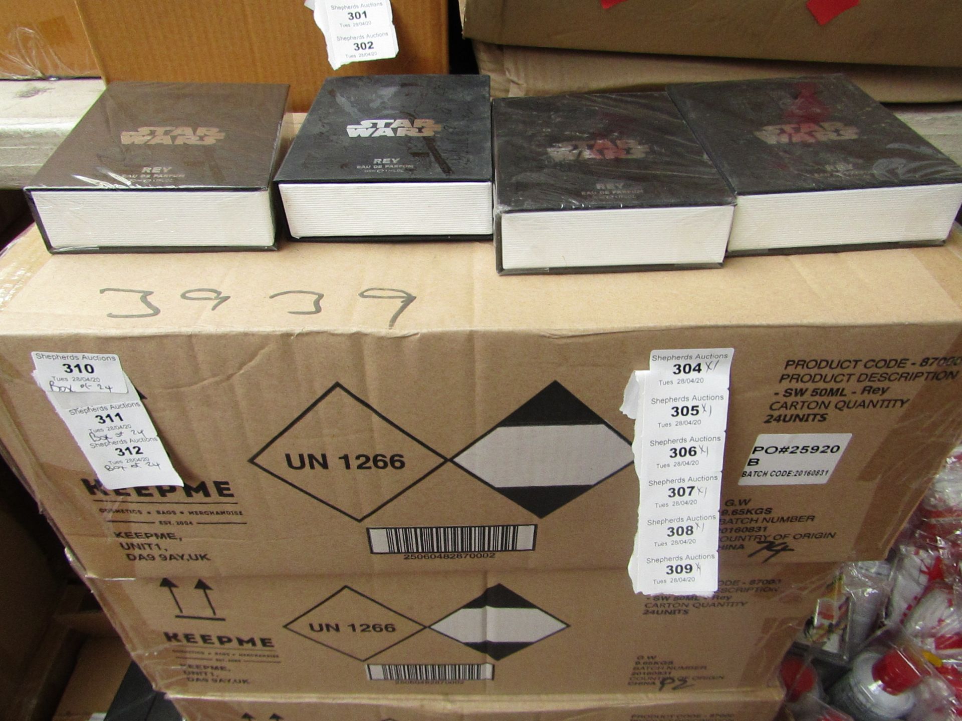 Box of 24x StarWars - REY Eau de Parfum - New & Boxed.