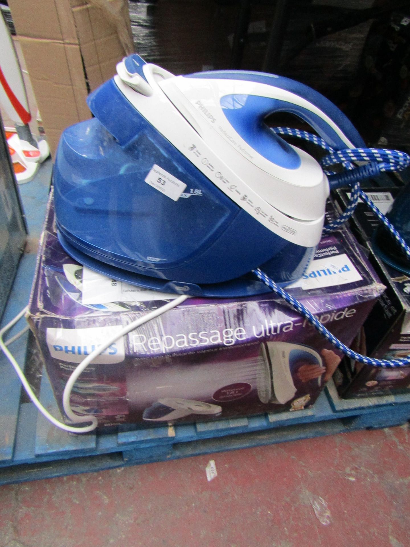 pPhillips Perfect care Performer steam generator iron, tested working for heat, not tried to make it
