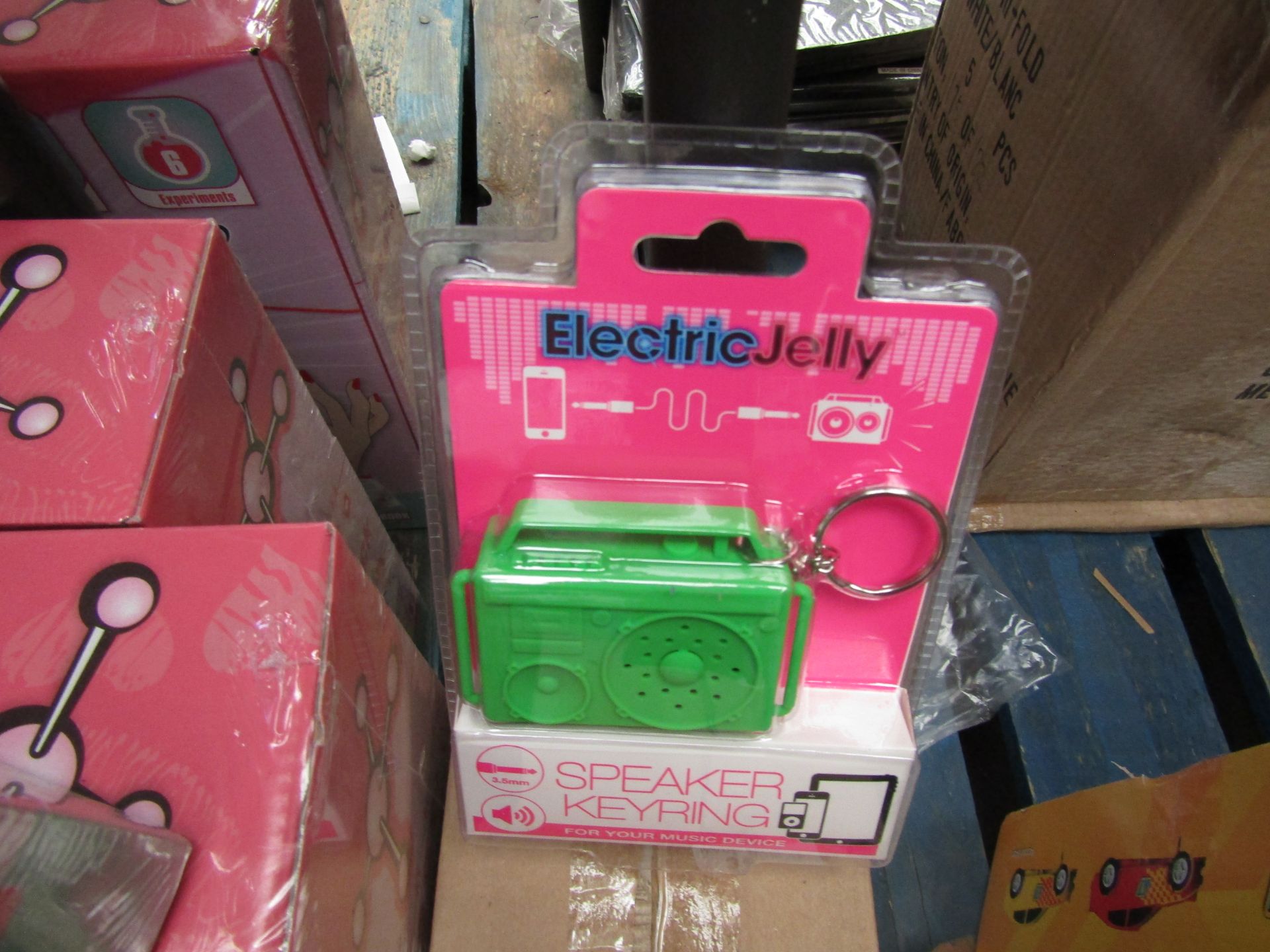 6 x Electric Jelly Speaker Keyrings. New & Packaged