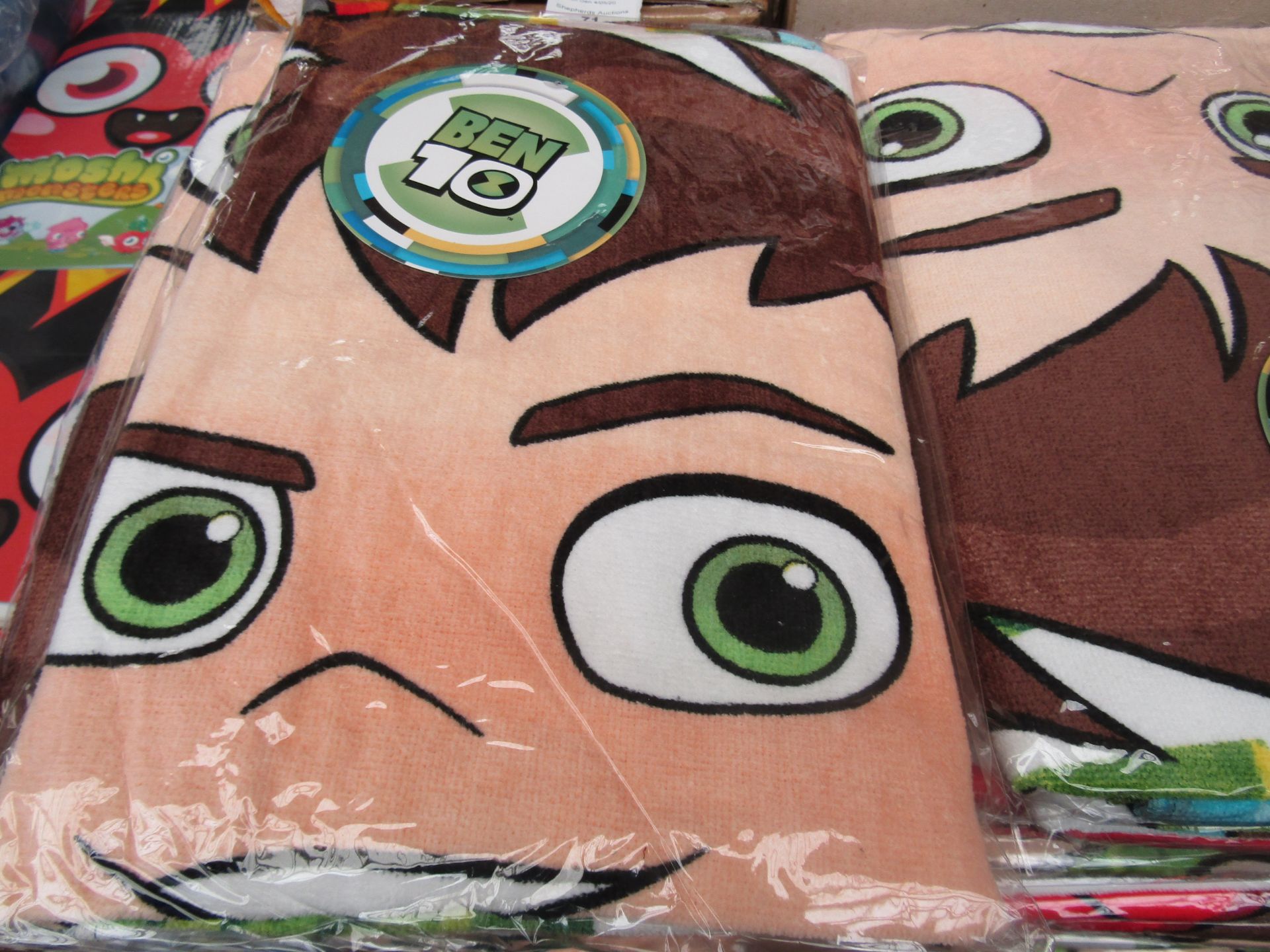 Ben 10 Beach Towel. 70cm x 140cm. New & Packaged