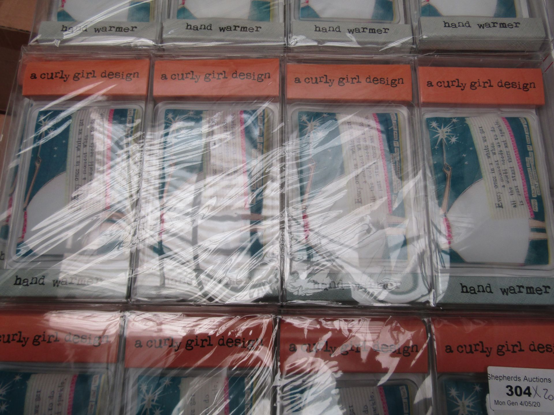 20 x Cirly Girl Hand Warners. New & packaged