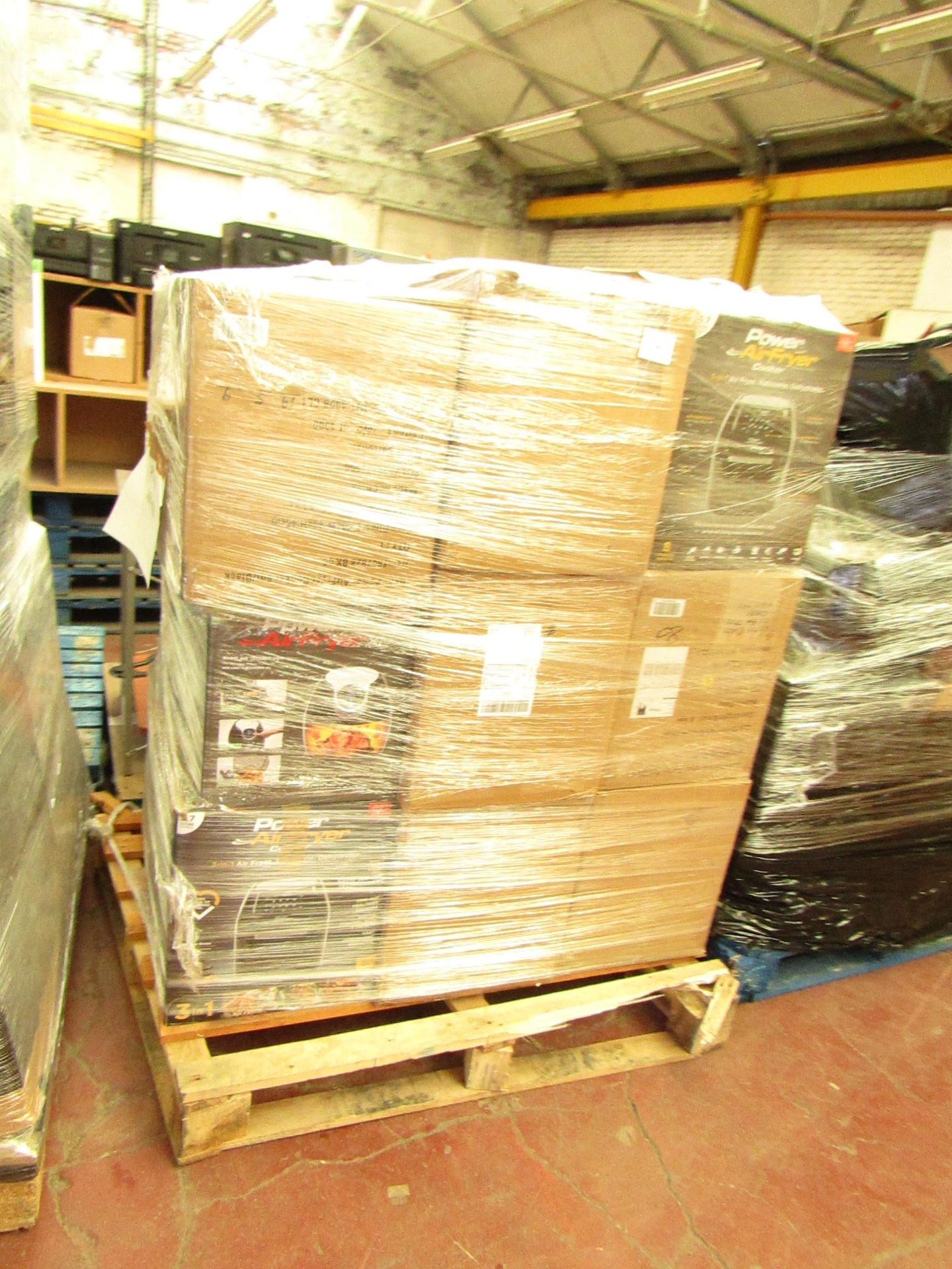 | 1X | UNMANIFESTED PALLET OF MIXED BOXED, LOOSE AND NON ORIGNAL BOX AIR FRYERS, COULD CONTAIN A MIX