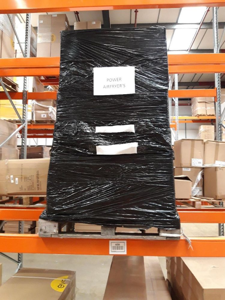 NEW LOWERED RESERVED Pallets of Raw customer returns Air Fryers and Air beds , Direct Delivery only which is included in in starting price.