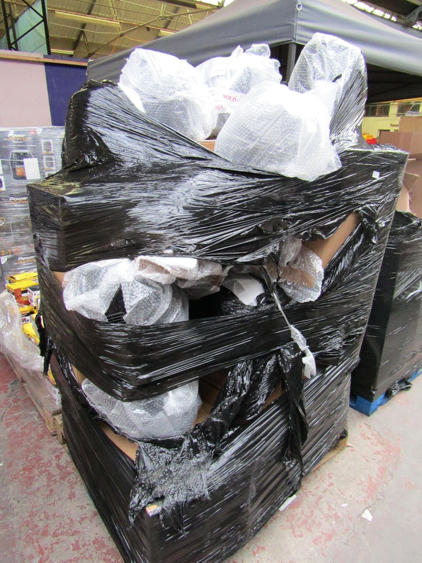 | 1x | PALLET OF APPROX 15 AIR FRYERS, SOME LOOSE, SOME IN NON ORIGNAL BOXES | NO ONLINE RESALE |