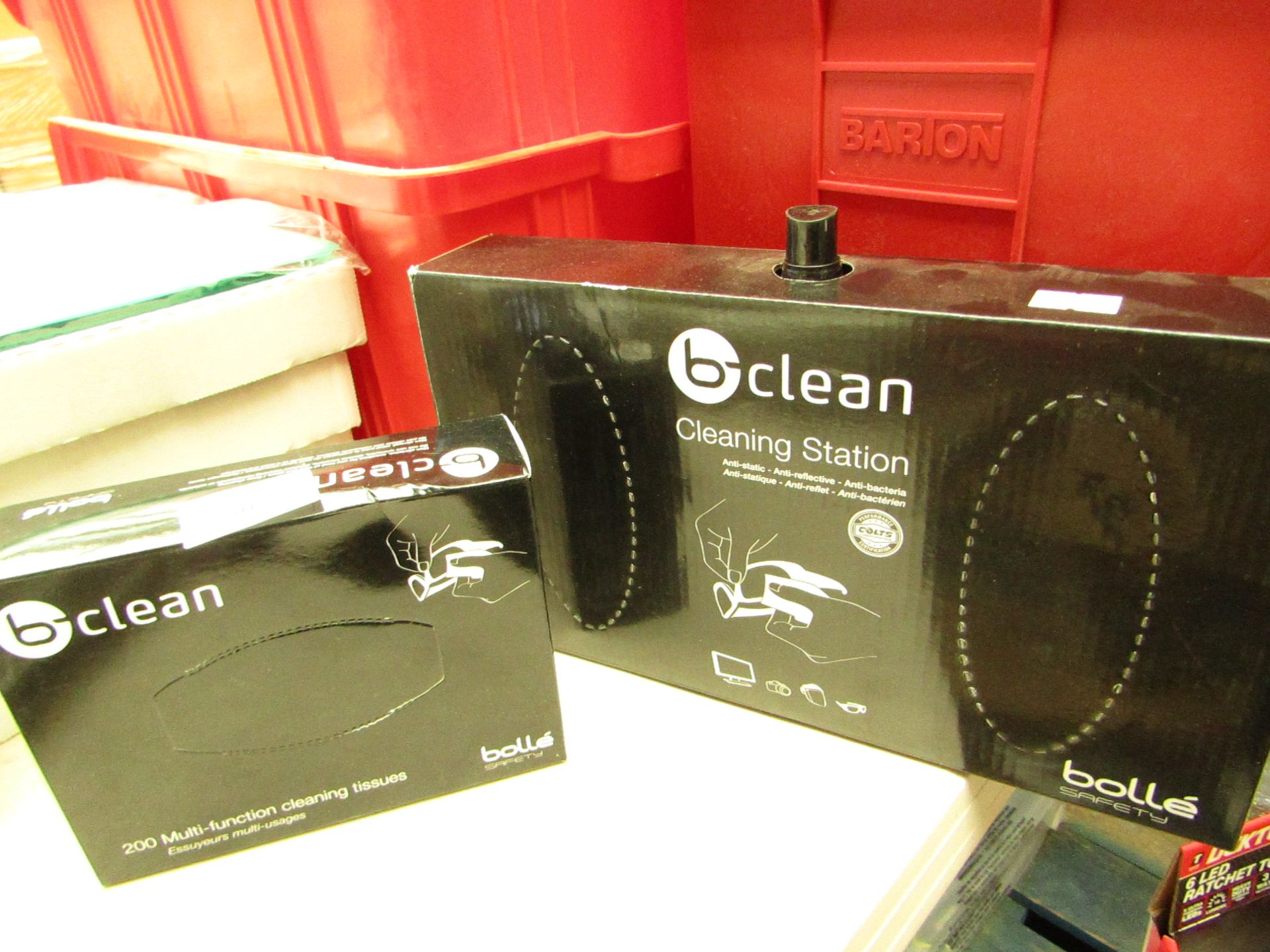 B-Clean Cleaning Staion & a Box of 200 Multi Function Cleaning Tissues. Unused