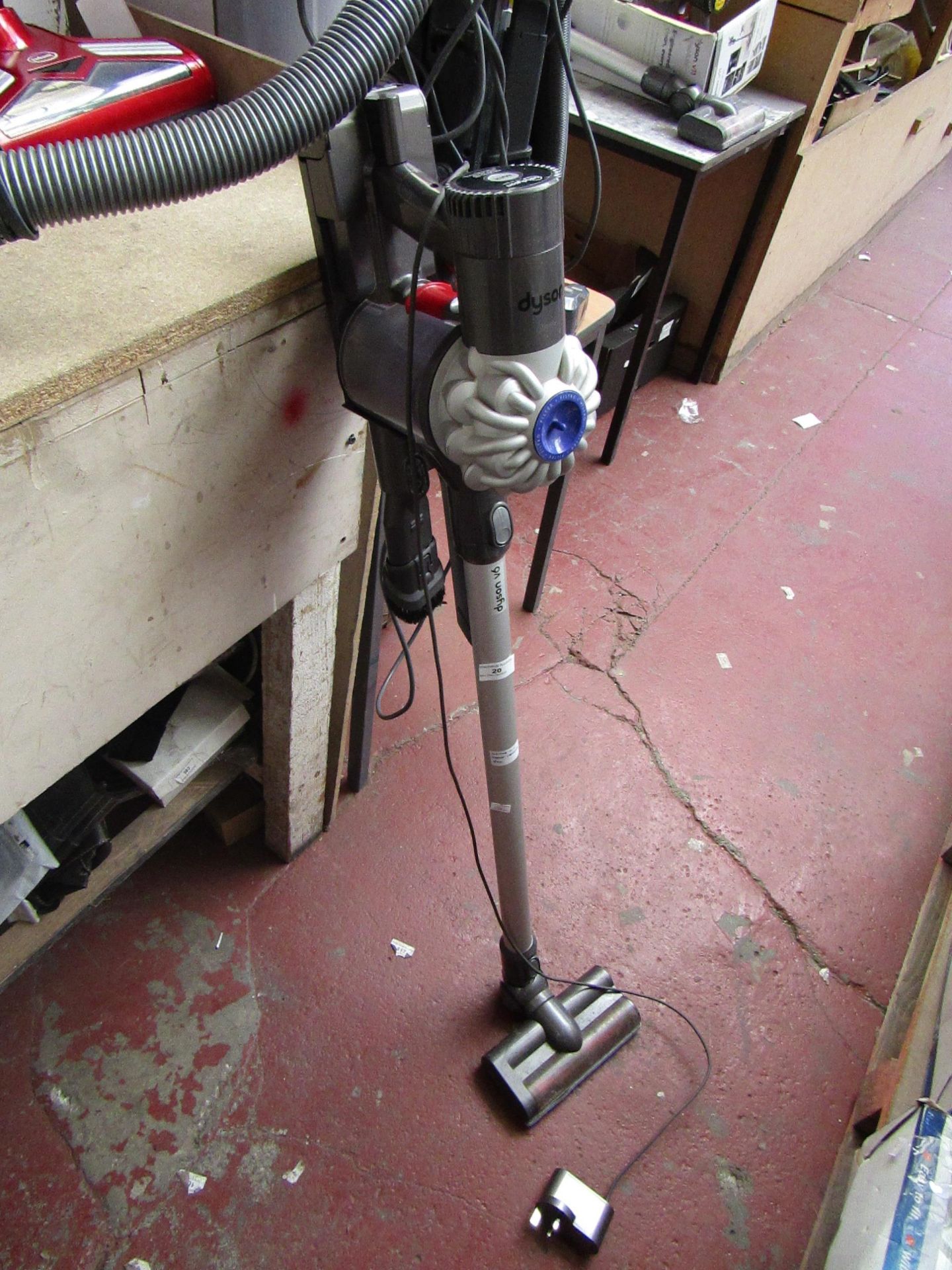 Dyson V6 hand held cordless vacuum, used, tested working after being on charge for a short time,