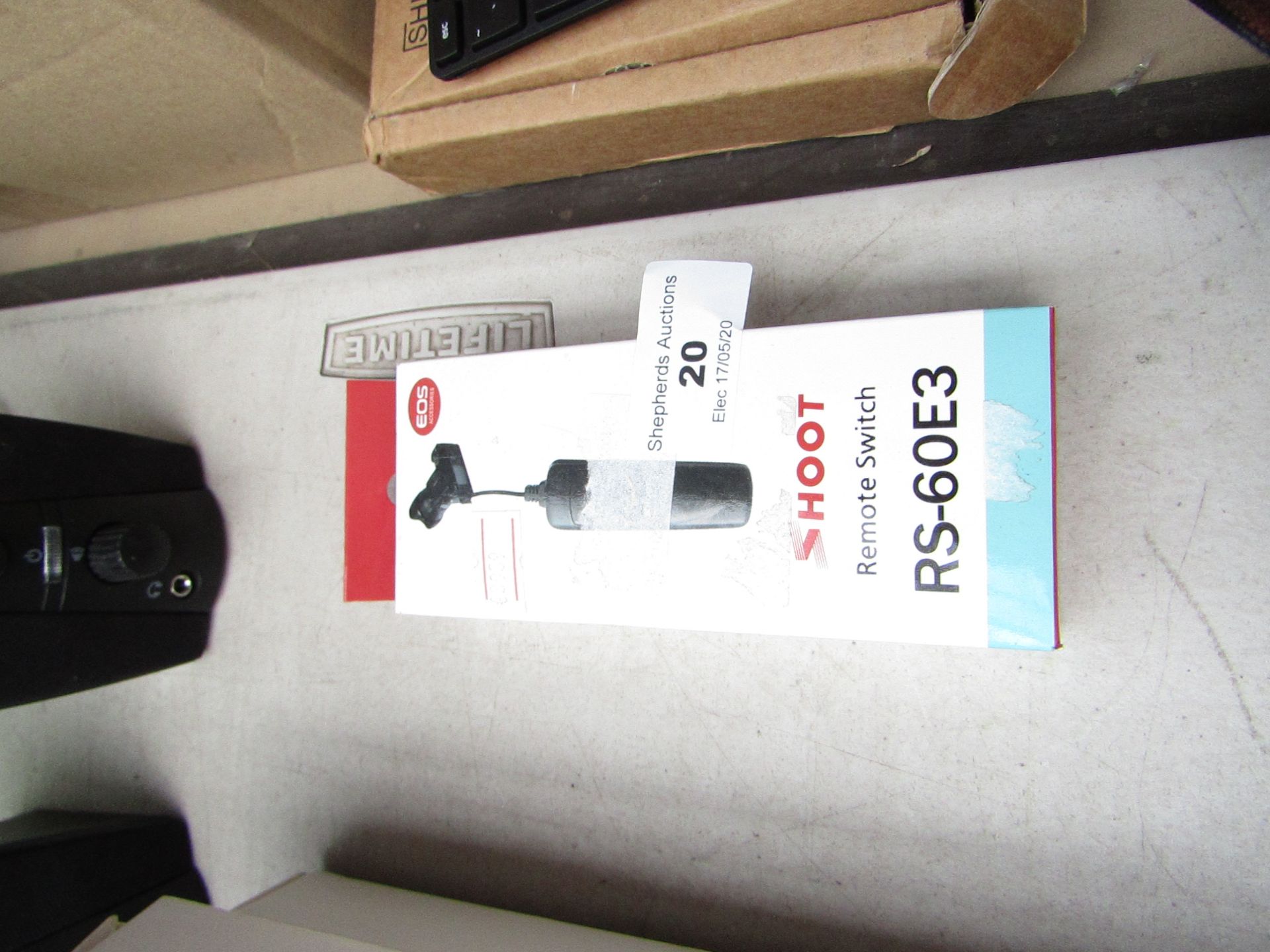 Shoot remote switch RS-60E3, untested and boxed.